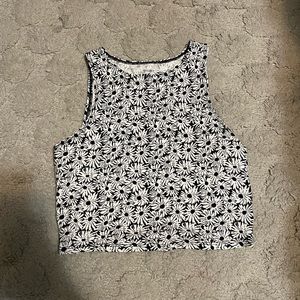 Black and white daisy crop top